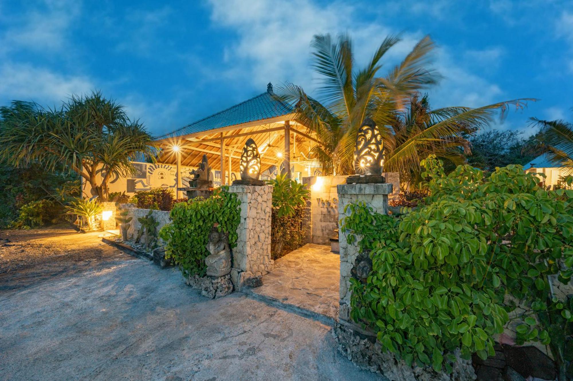 The Cubang Hut'S Lembongan Hotel Nusa Lembongan  Exterior photo
